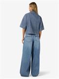 NMENZA S/S REG CROP SHIRT MG004MB NOOS medium blue denim