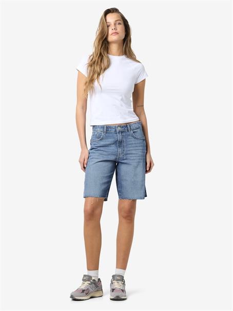 NMHOLLA NW LOOSE SHORTS AZ426MB NOOS medium blue denim