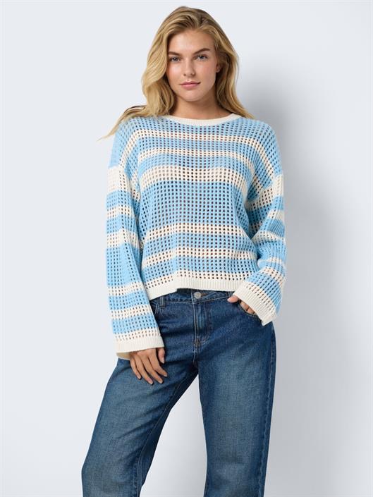 nmjola-l-s-o-neck-knit-dd-sky-blue