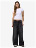 NMKETTIE NW WIDE LEG JEANS VI559BL NOOS black denim