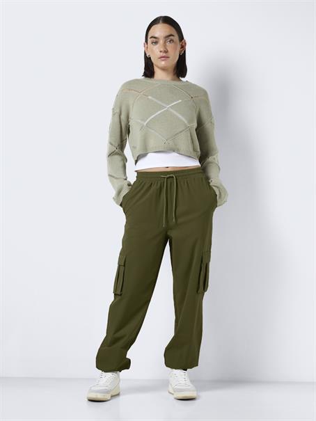 NMKIRBY HW CARGO PANTS WVN NOOS grün1