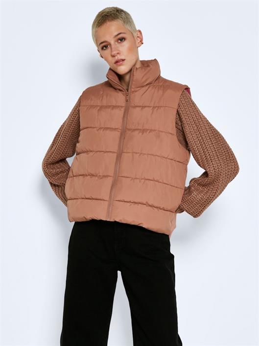 nmmarcus-vest-noos-beaver-fur