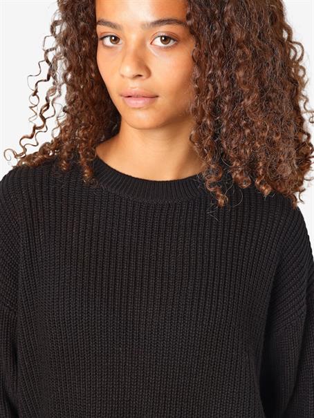 NMMAYSA L/S O-NECK KNIT NOOS black