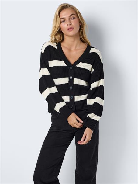 NMMAYSA L/S V-NECK KNIT CARDIGAN NOOS black
