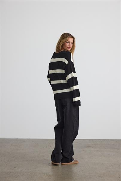 NMMAYSA L/S V-NECK KNIT CARDIGAN NOOS black
