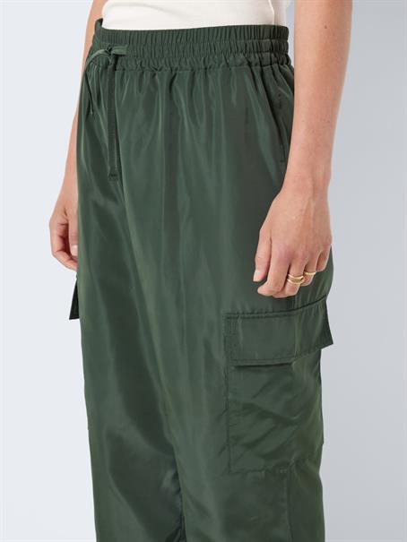 NMSKY HW CARGO RAINPANTS FWD NOOS kombu green