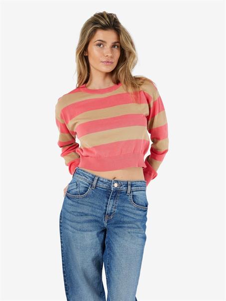 NMZOE L/S O-NECK CROP KNIT NOOS sun kissed coral