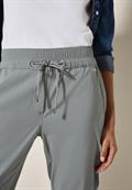 obelisk grey