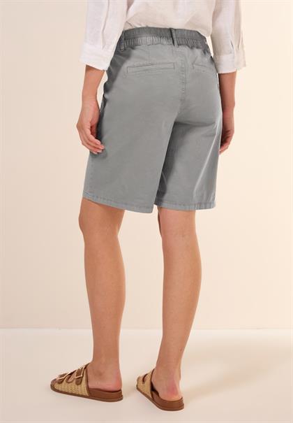 obelisk grey