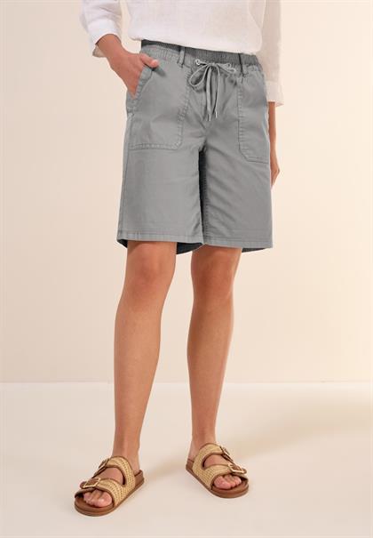 obelisk grey