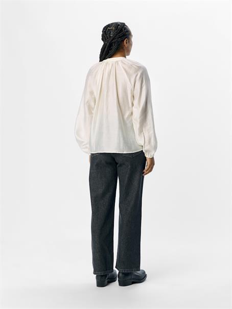 OBJHEIDI L/S LO V-NECK TOP NOOS cloud dancer