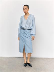 OBJHEIDI L/S LO V-NECK TOP NOOS cornflower blue