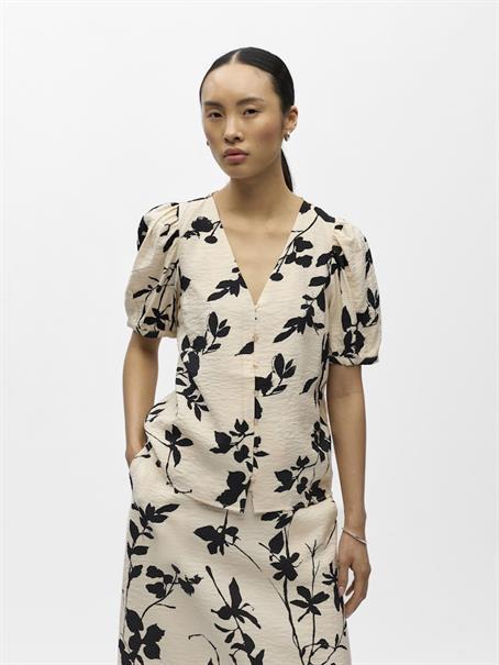 OBJJACIRA S/S V-NECK TOP NOOS sandshell1