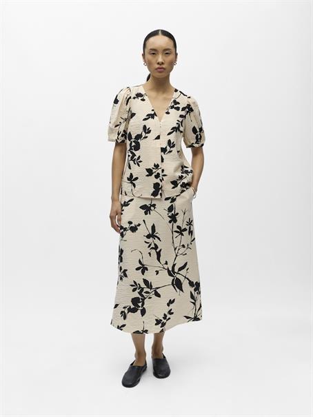 OBJJACIRA S/S V-NECK TOP NOOS sandshell1
