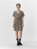 OBJKARINA S/S RE SHORT DRESS NOOS sandshell3