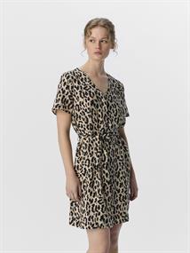 OBJKARINA S/S RE SHORT DRESS NOOS sandshell3