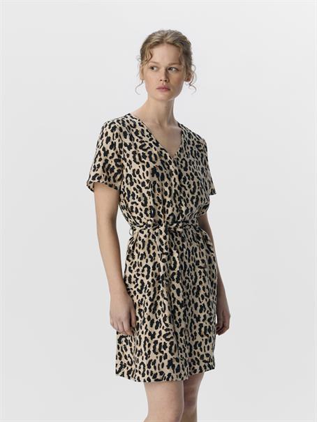 OBJKARINA S/S RE SHORT DRESS NOOS sandshell3