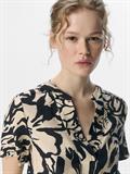 OBJKARINA S/S RE V-NECK TOP NOOS sandshell1