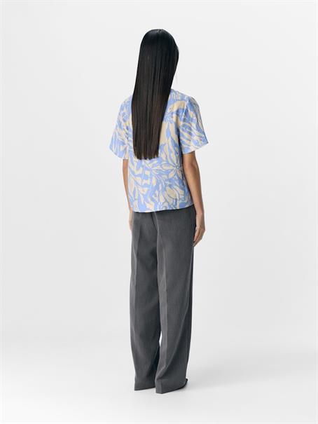 OBJKARINA S/S RE V-NECK TOP NOOS sandshell