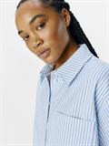 OBJLISA OZ L/S SHIRT AOP DIV cloud dancer