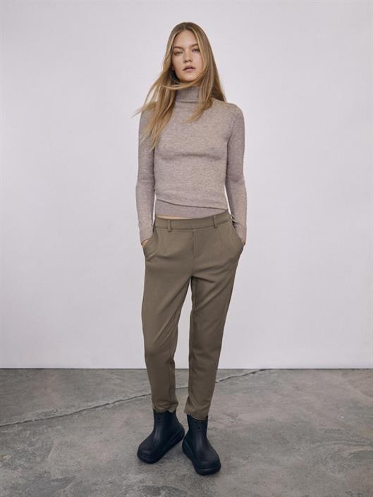objlisa-slim-pant-noos-morel