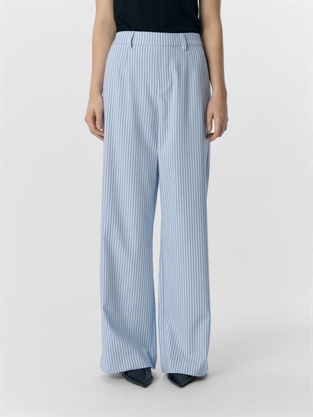 OBJLISA WIDE PANT AOP NOOS cloud dancer1
