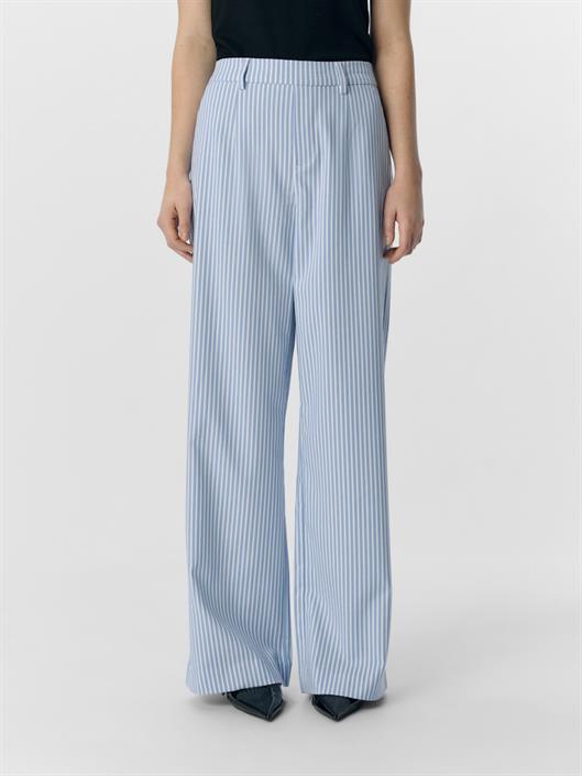 objlisa-wide-pant-aop-noos-cloud-dancer1