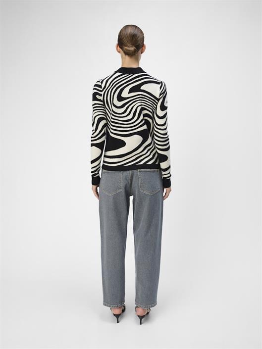 objray-l-s-knit-pullover-aop-noos-black3