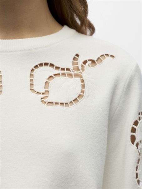 OBJREYNARD CUTOUT O-NECK PULLOVER DIV cloud dancer