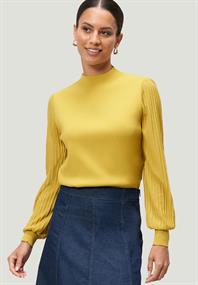 oil yellow