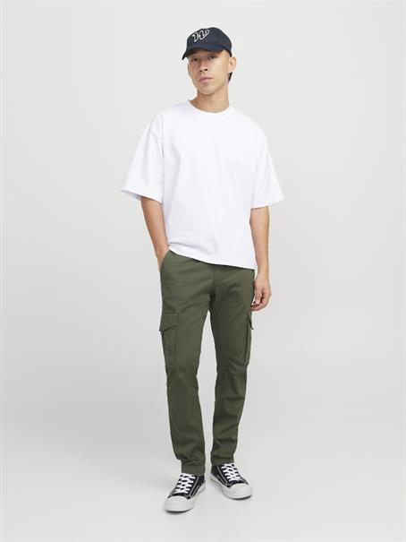 olive night