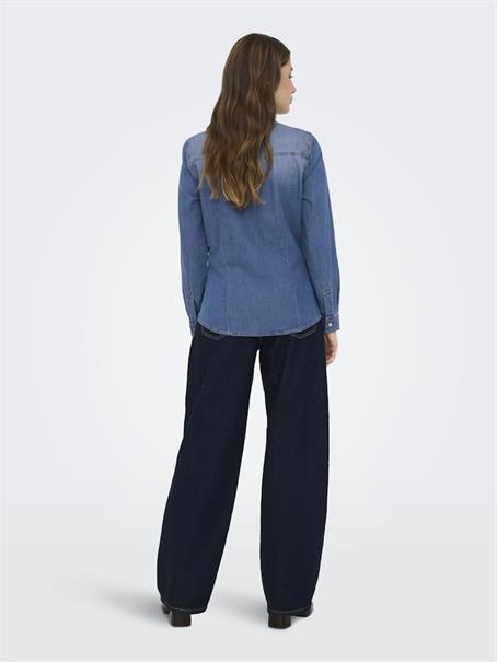 ONLALEXA L/S DNM SHIRT ANA NOOS medium blue denim2