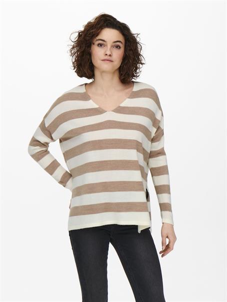 ONLAMALIA L/S V-NECK PULLOVER CC KNT cloud dancer1