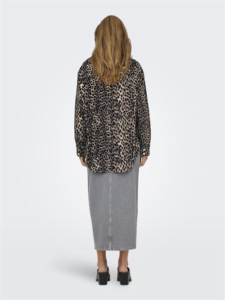 ONLANLIE LS AOP SHACKET PNT black