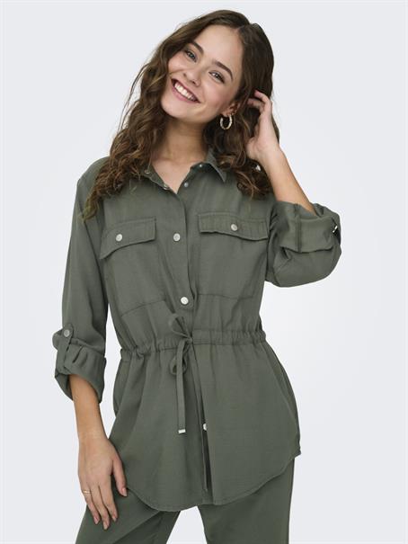 ONLARIS LIFE 4/5 FEM CARGO JACKET CC WVN kambaba