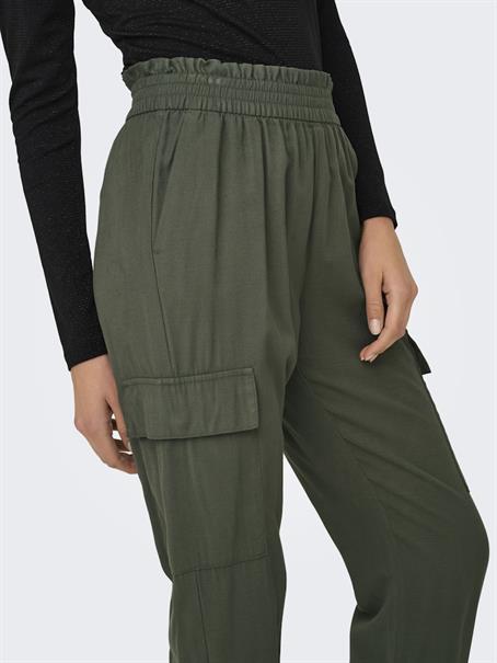 ONLARIS LIFE HW PB CARGO PANT CC WVN kambaba