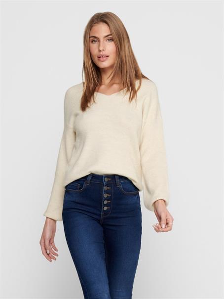 ONLATIA V-NECK L/S PULLOVER CC KNT almond milk