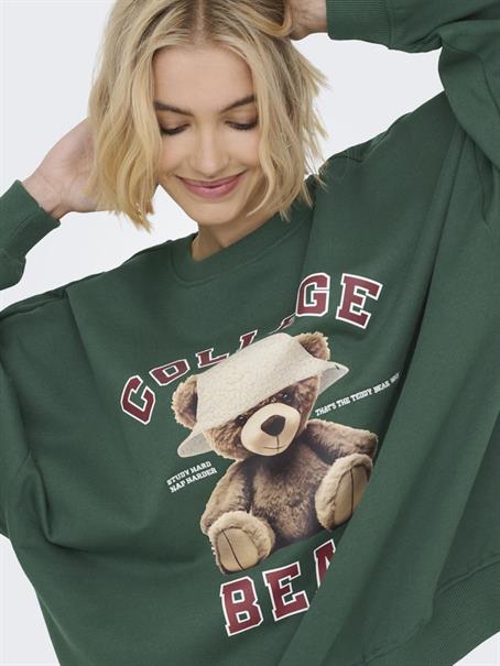 ONLBILA L/S BEAR O-NECK SWT pineneedle