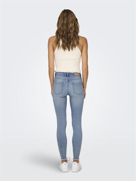 ONLBLUSH MID SK AK RW DS DNM REA685 NOOS light medium blue denim