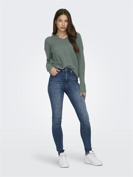 ONLCAMILLA V-NECK L/S PULLOVER KNT NOOS laurel wreath