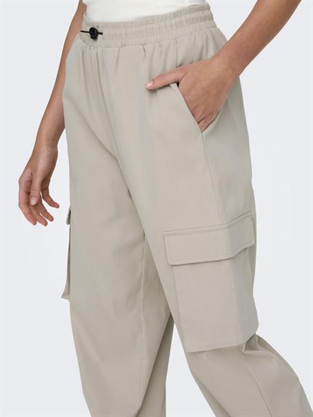 ONLCASHI CARGO PANT WVN NOOS chateau gray