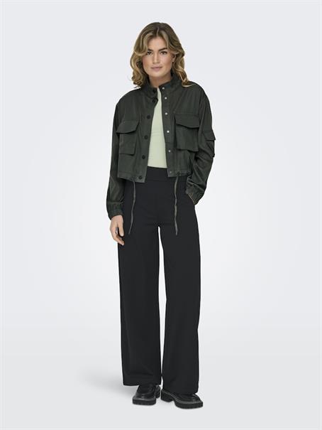 ONLCASHI SHORT JACKET WVN NOOS raven
