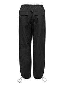 ONLECHO MW PARACHUTE PANT PNT black