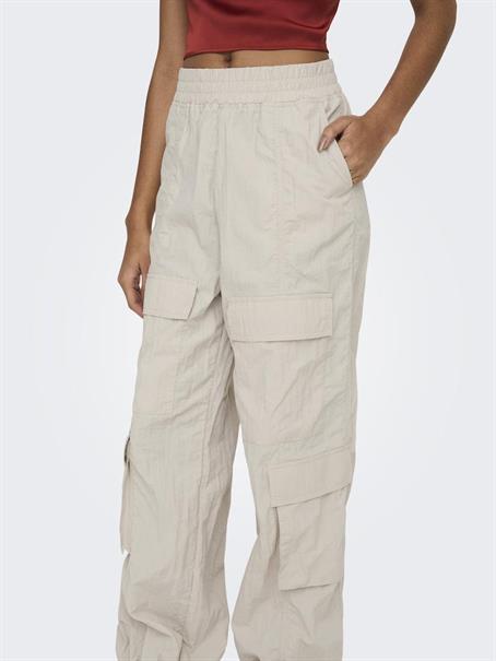 ONLELCA LIFE MW CARGO PARACH PNT NOOS pumice stone