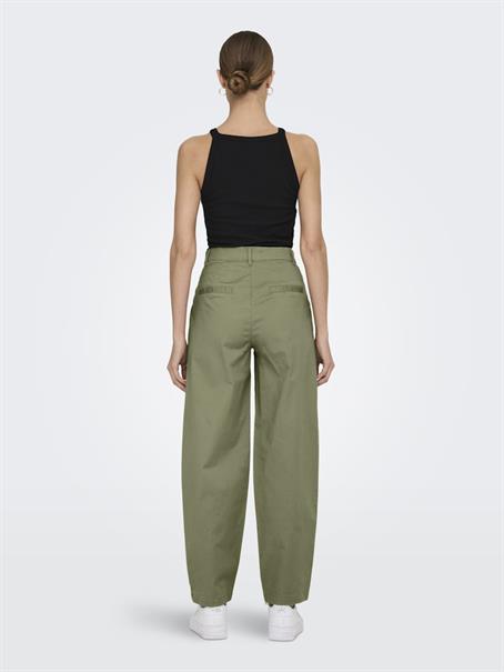 ONLEVELYN HW LOOSE PLEAT CHINO PNT aloe