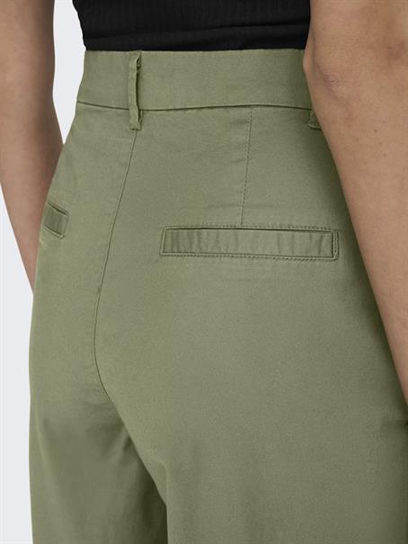 ONLEVELYN HW LOOSE PLEAT CHINO PNT aloe