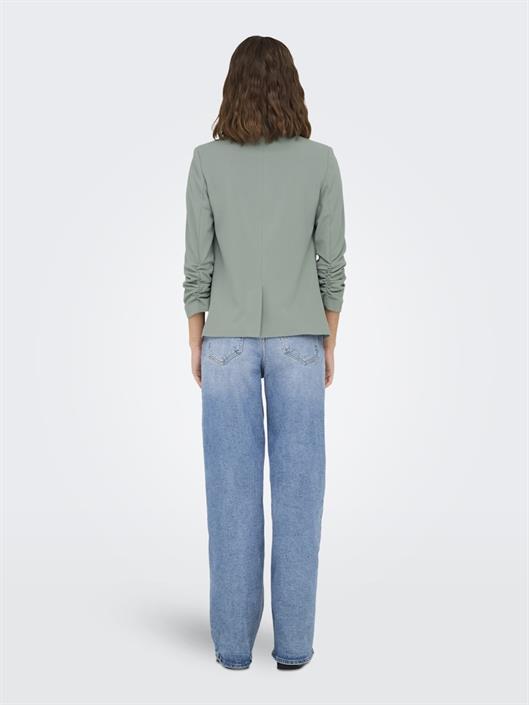 onlevi-life-3-4-open-blazer-cc-tlr-lily-pad