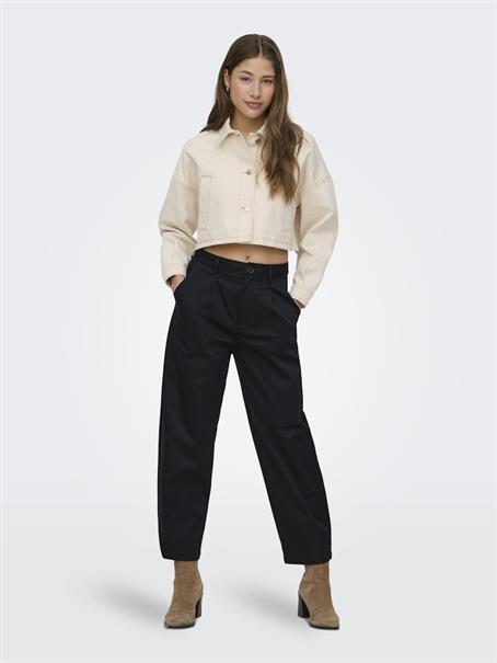 ONLFRANKIE LS CROPPED DNM JACKET PIM ecru