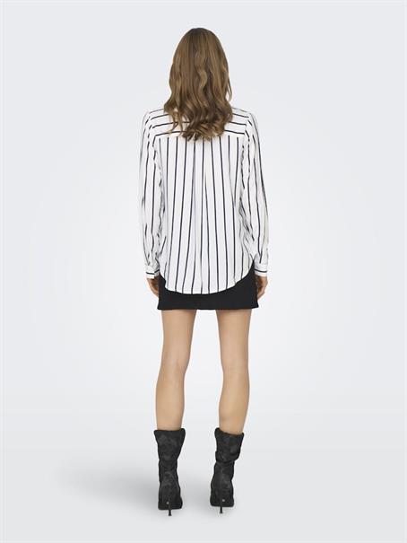 ONLGUSTA LIFE L/S SHIRT PTM cloud dancer-night sky ocean s