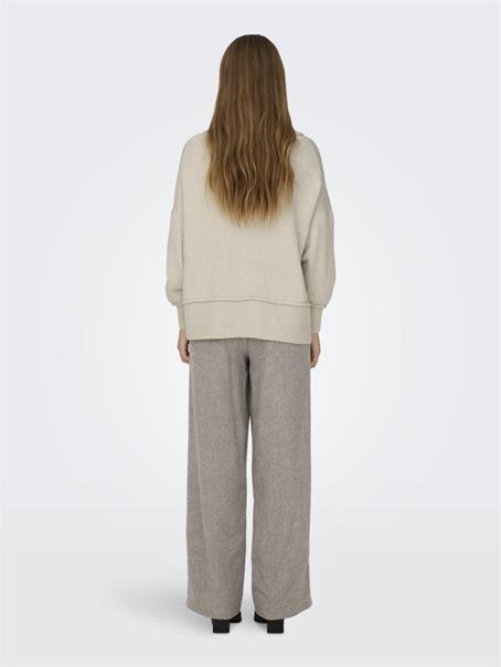 ONLHAZEL LS COWLNECK RP KNT pumice stone